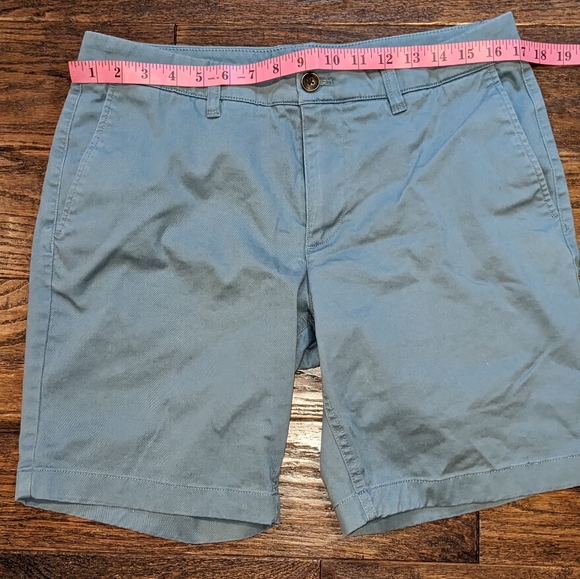 Hawker Rye Flat Front Shorts in Pale Blue - Picture 5 of 7